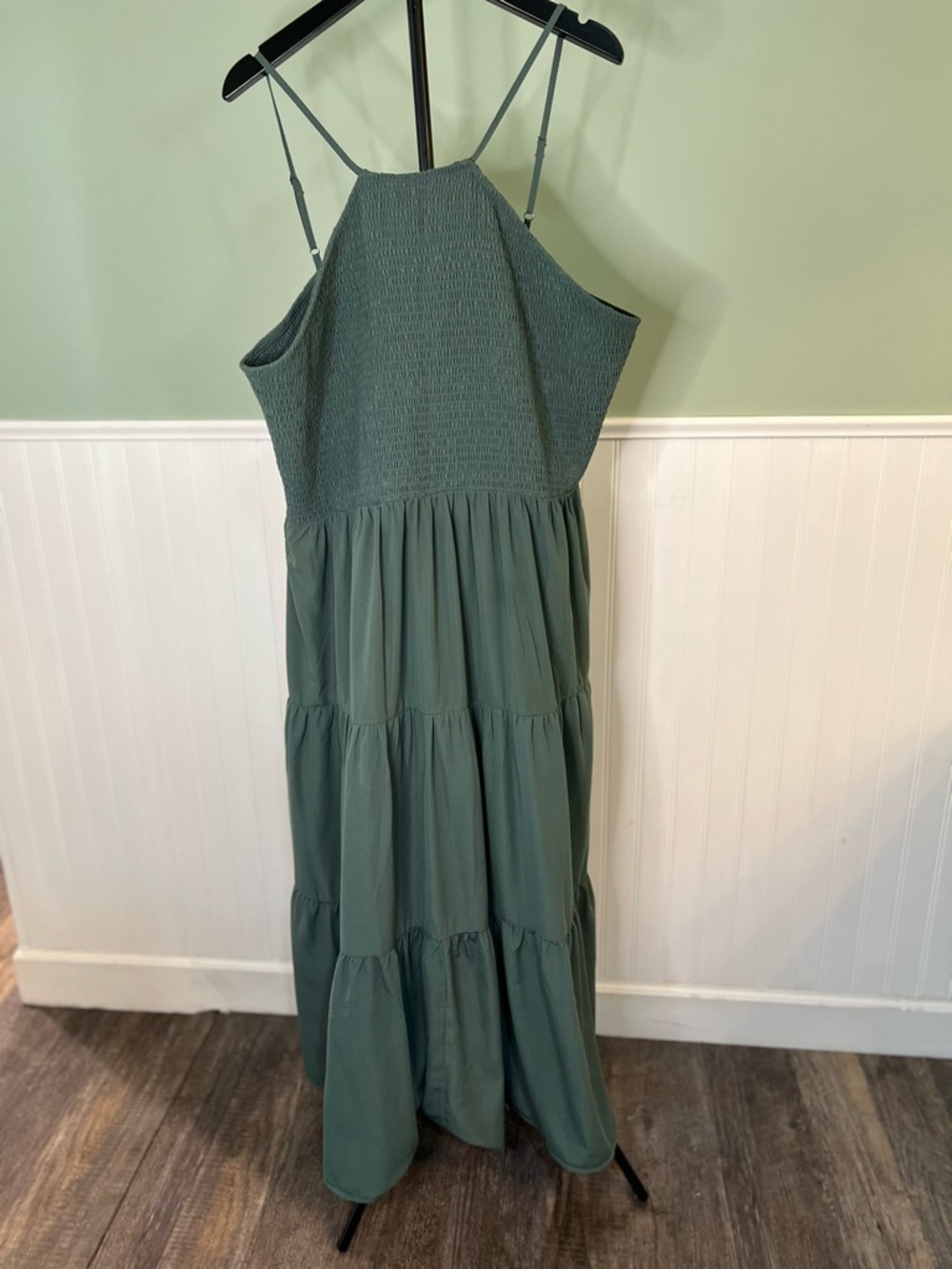ARULA Sage Green Smocked Halter Maxi Dress Size B, 18/20 w/adjustable straps